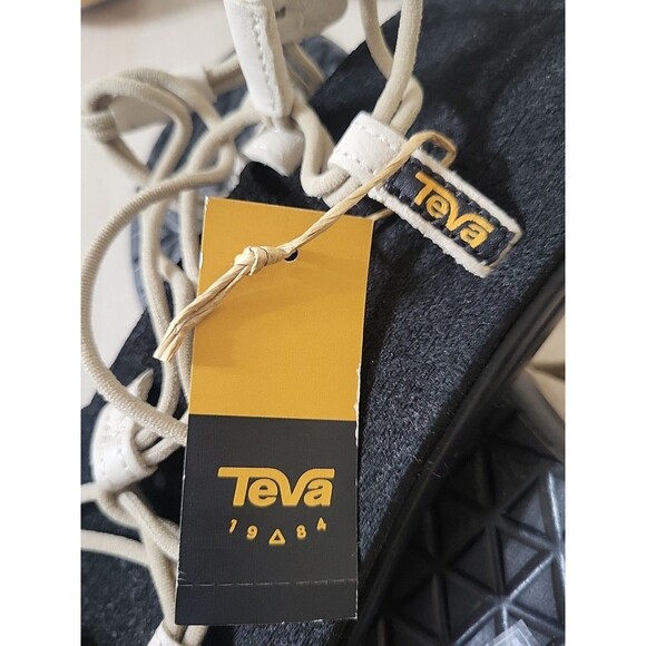Teva Women's Voya Infinity Strappy Sandals Sesame Birch - US SIze 7 NWT 1019622 - Picture 2 of 9
